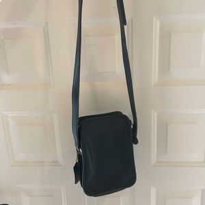 Vintage coach 9973 black crossbody